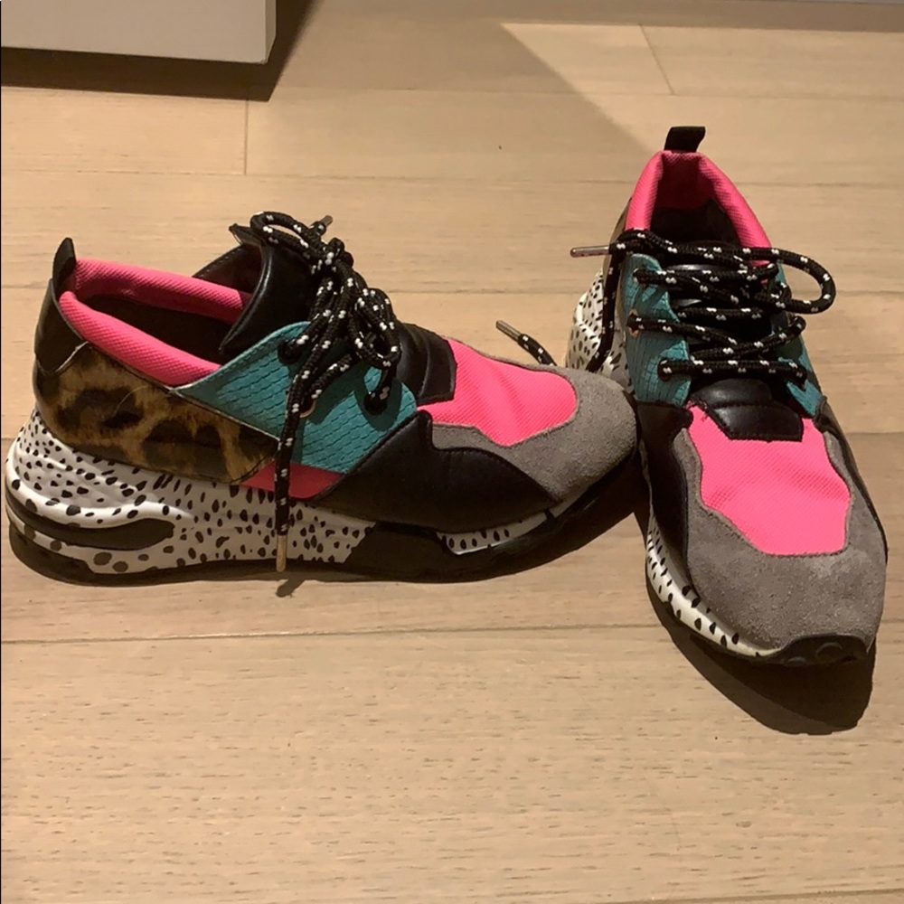Steve Madden Cliff Sneakers 8.5